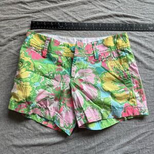 Sz 00 Lilly Pulitzer The Callahan Short Bright Pink Green and Yellow Floral